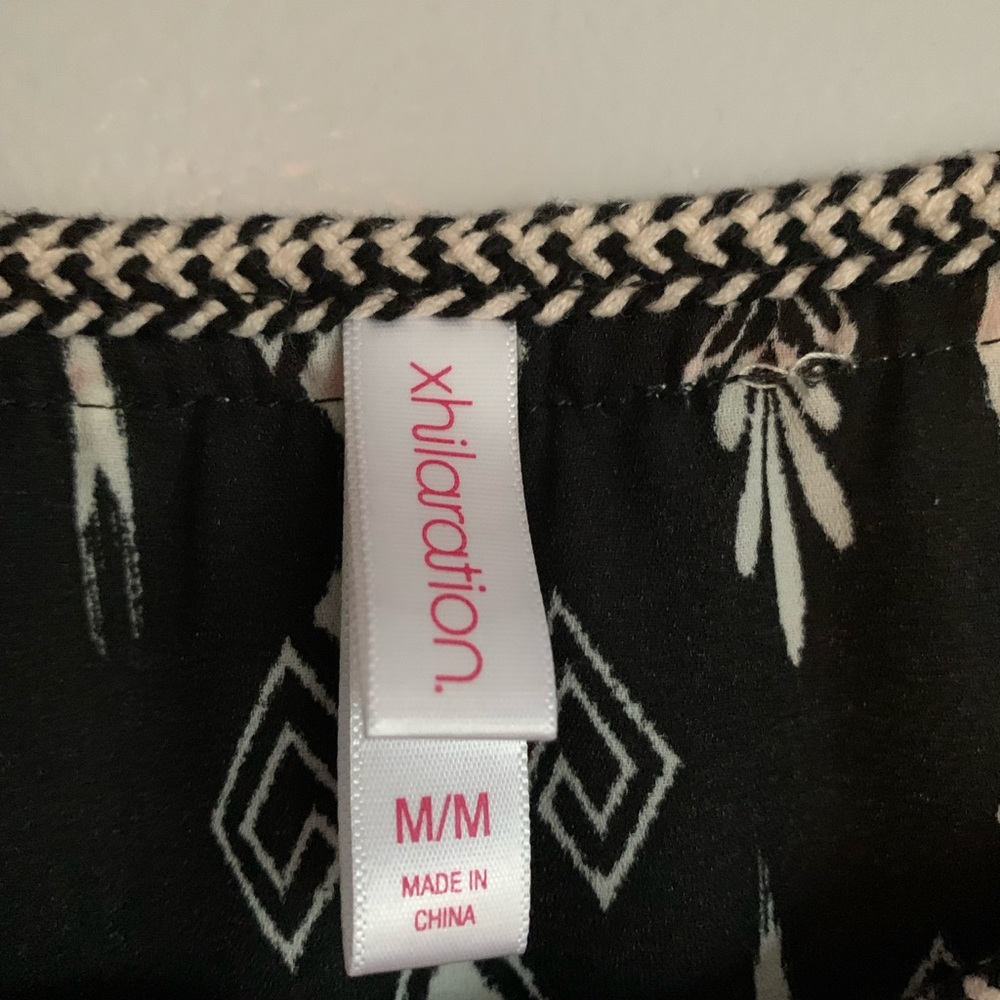 Women’s Xhilaration top - Medium - Picture 4 of 9